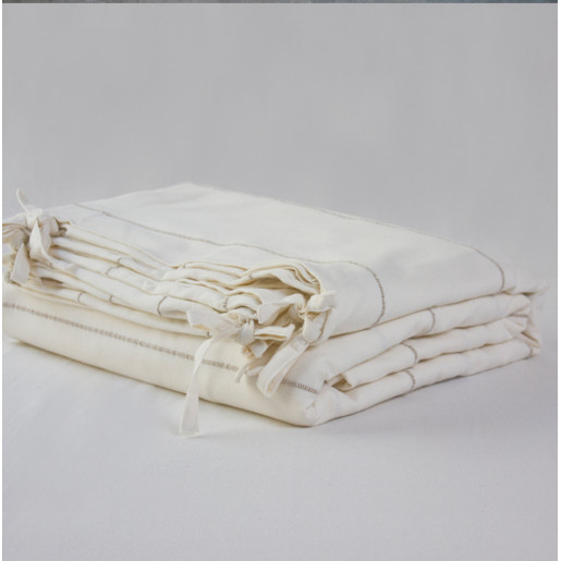 Queen Size White and Camel...
