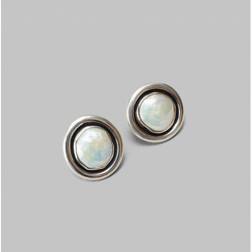 Aretes de perlas envueltas