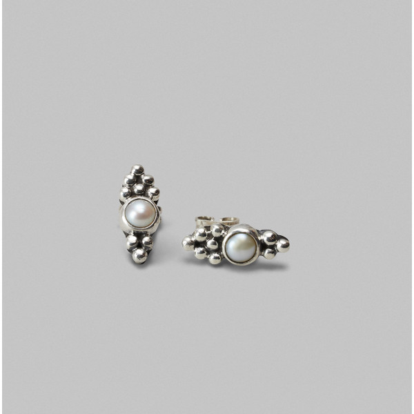 Aretes con perlitas
