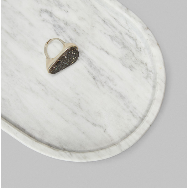 Anillo de ópalo negro