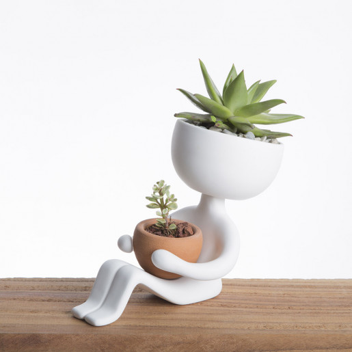 White Robert Mool Pot